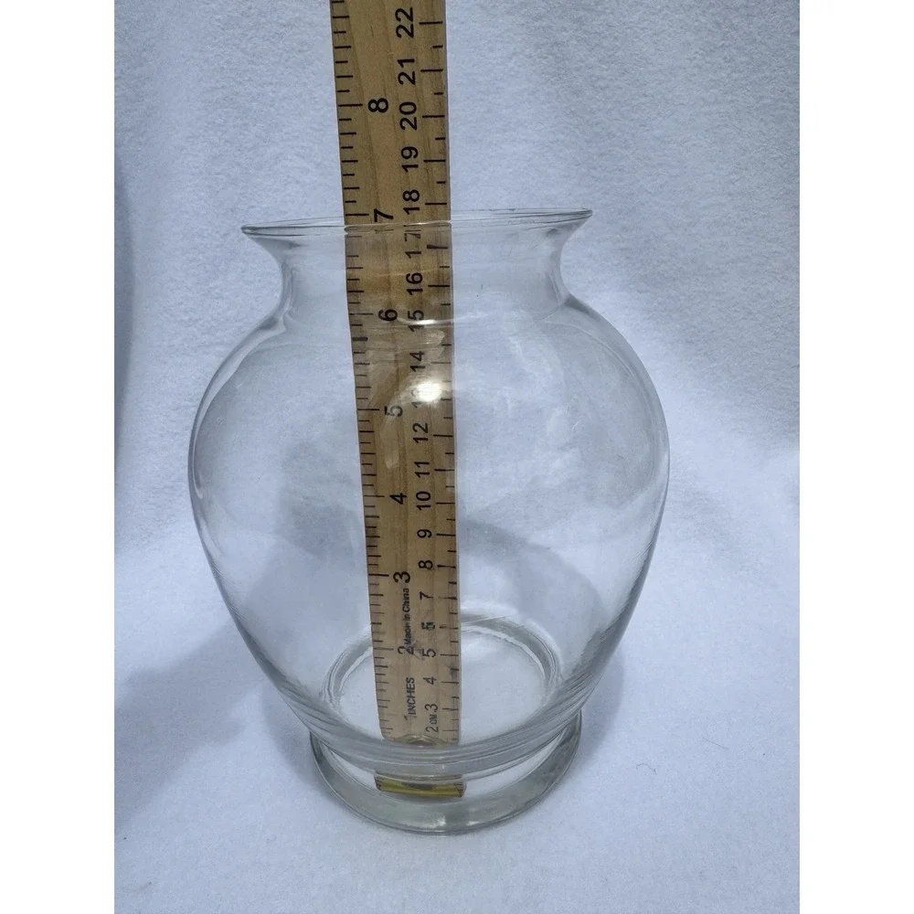 Clear Glass Vase Round Bulb Shape 8
